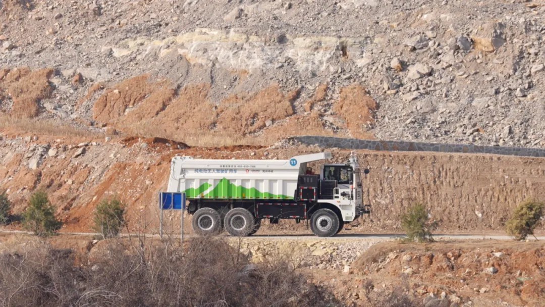 直面行业痛点，宇通矿卡重塑安全、节能、高效新标准！