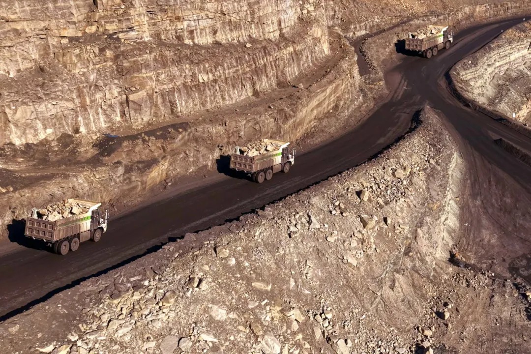 共鉴硬核实力！宇通矿卡安全节能竞赛广汇煤矿站落幕