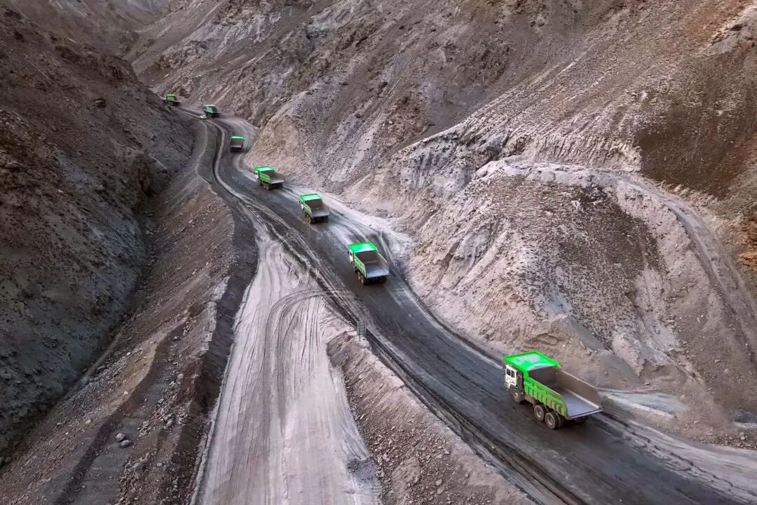 宇矿同行|马踏新程，绿动矿山！宇通矿卡开启新年低碳运营新密码！