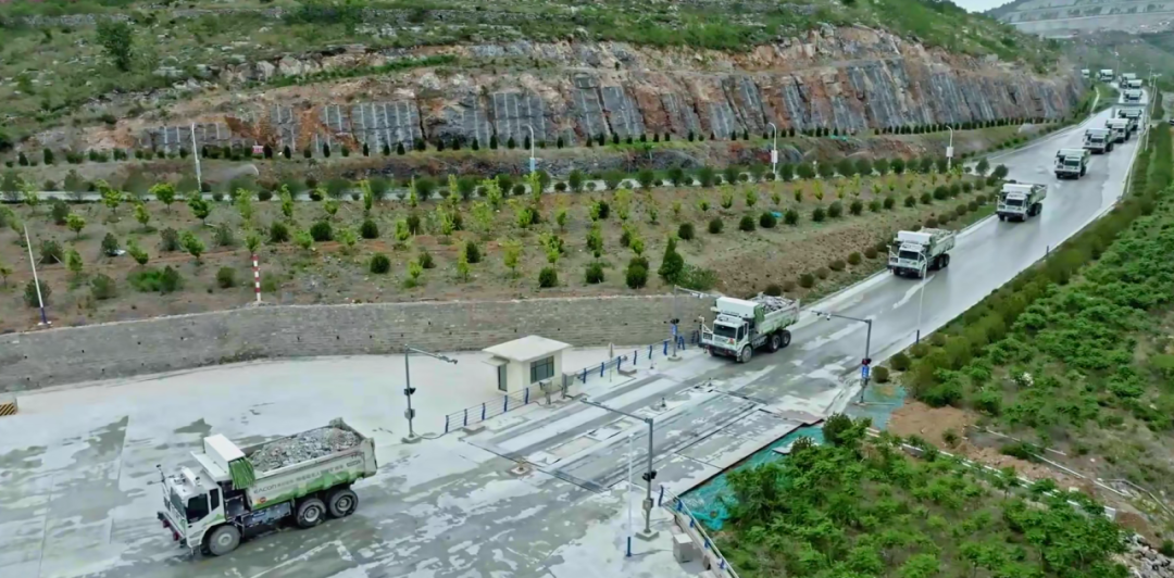 央视镜头里的矿山之变:无人驾驶矿卡,如何从示范走向日常? 央视镜头里的矿山之变:无人驾驶矿卡,如何从示范走向日常?