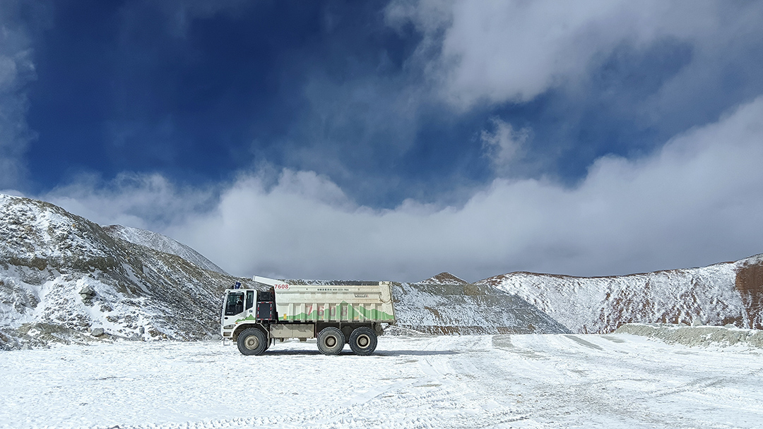 无惧挑战！宇通矿卡助力巨龙铜矿在雪域高原筑起绿色矿山